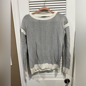 Vince Sweater size S